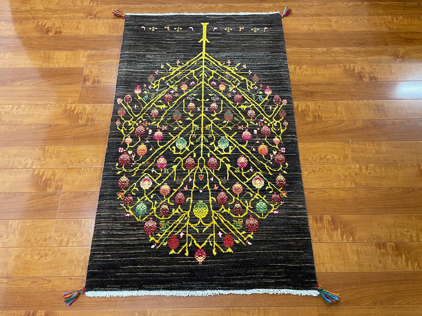 【オンライン限定】カシュクリギャッベ 130cm x 80cm RJ13673