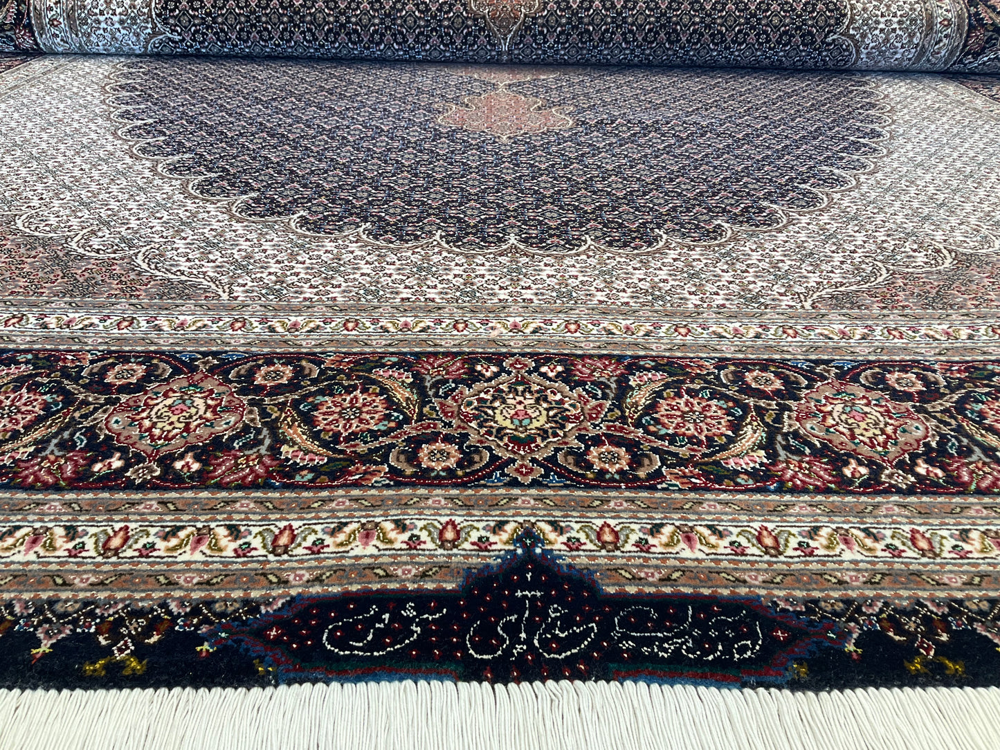 タブリーズ アブドラーヒ工房 300cm x 207cm NT5652