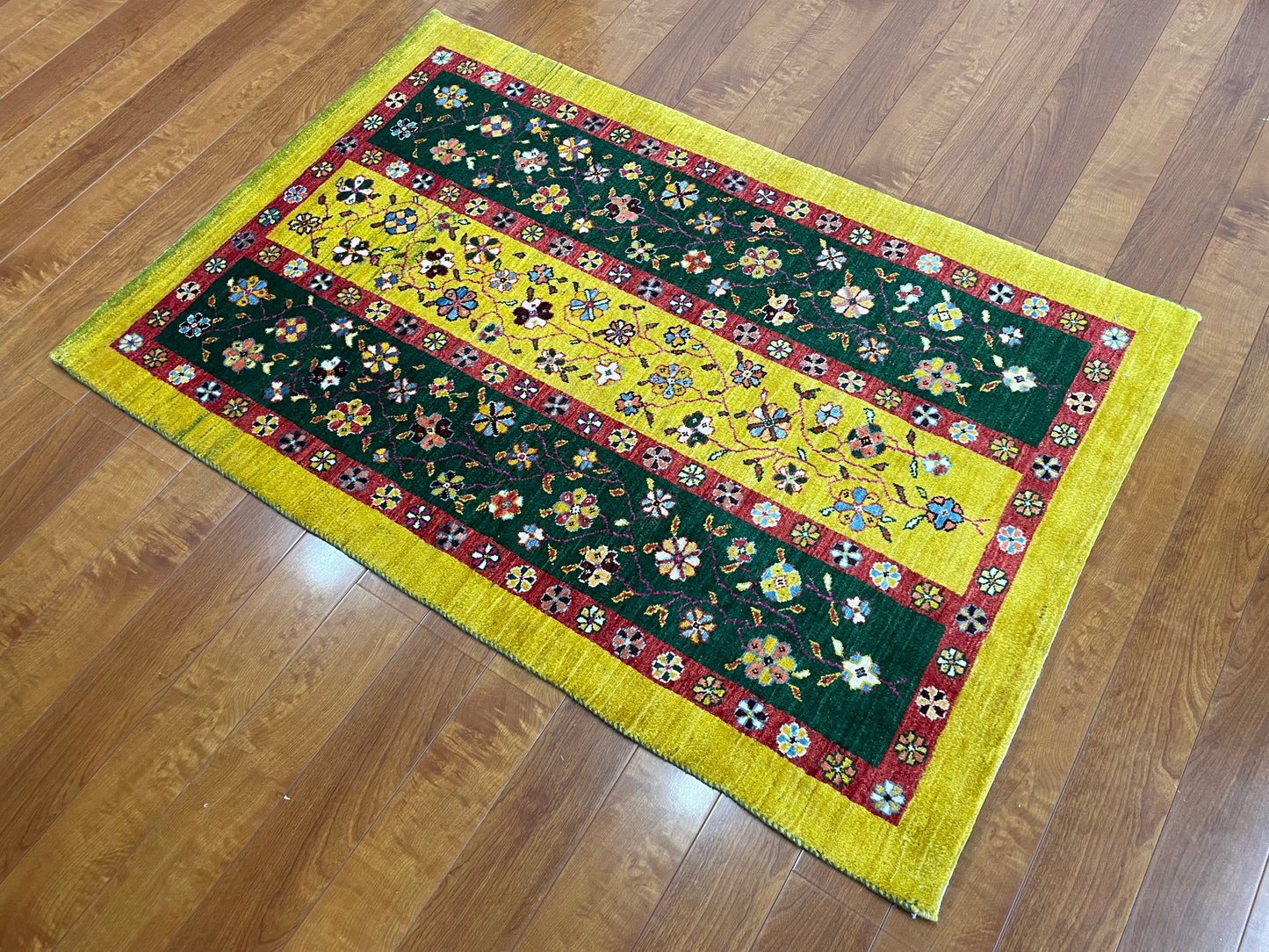 【オンライン限定】カシュクリギャッベ 135m x 90cm RJ14828