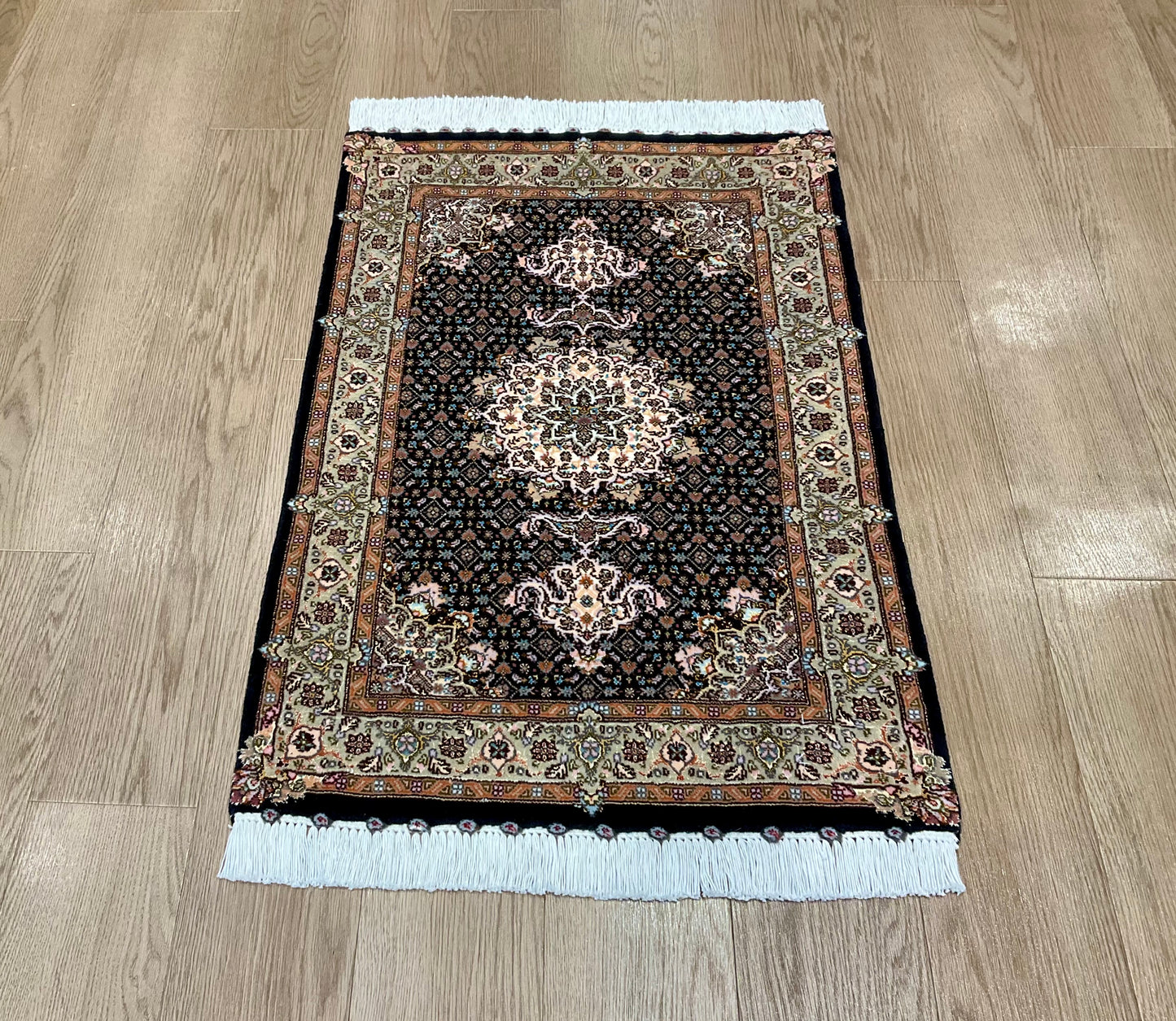 タブリーズ 工房 93cm x 62cm PS7986