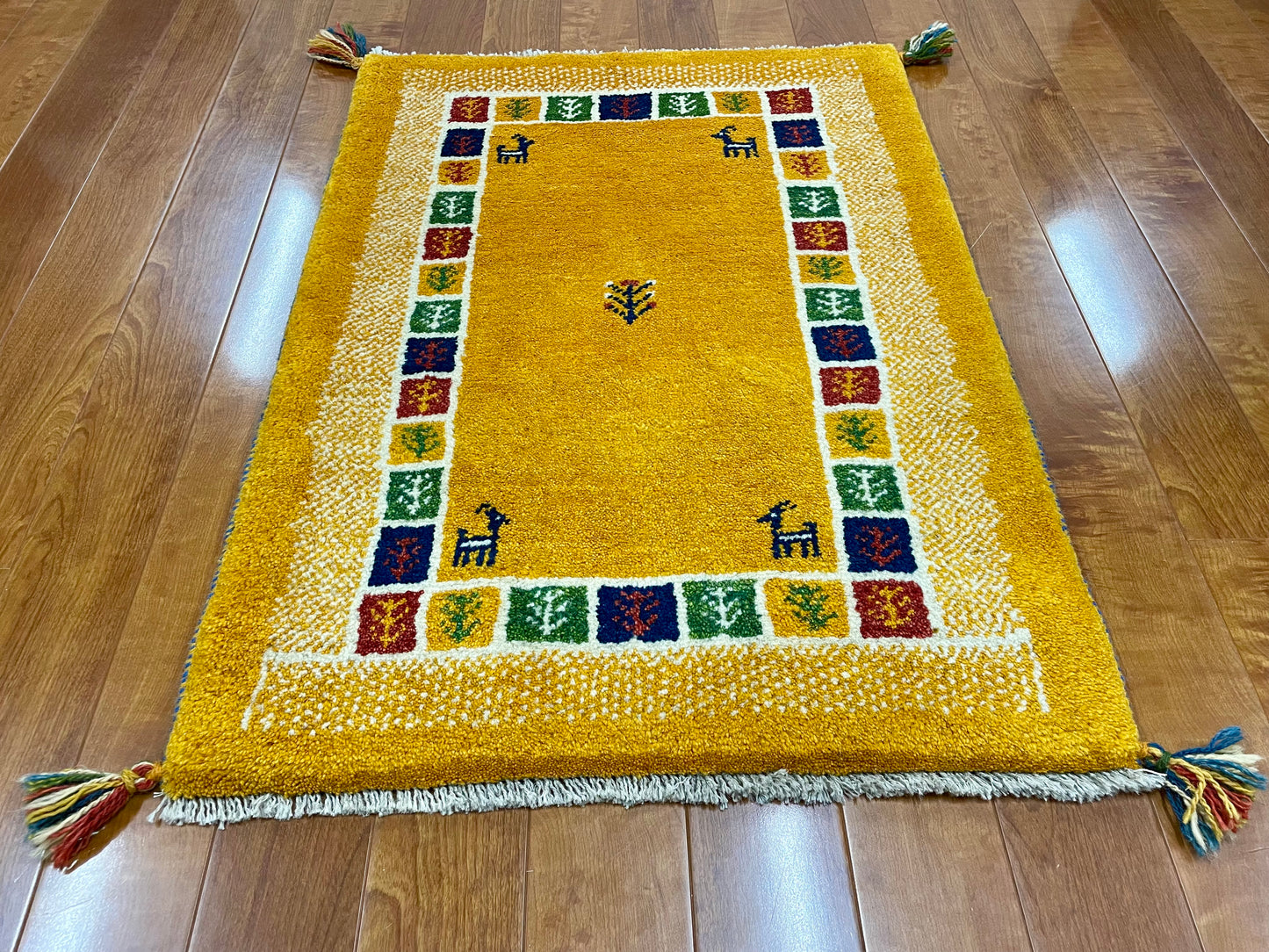 【オンライン限定】ギャッベ 92cm x 67cm RJ2640