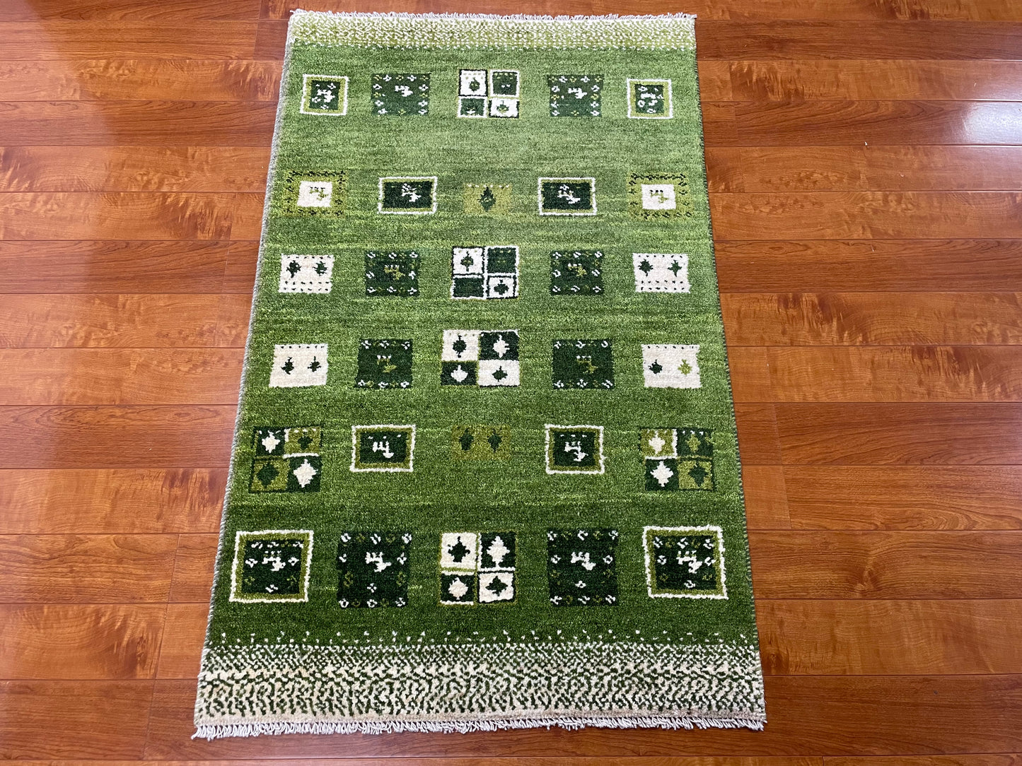 【オンライン限定】ギャッベ アマレバフト 127cm x 78cm BT10230