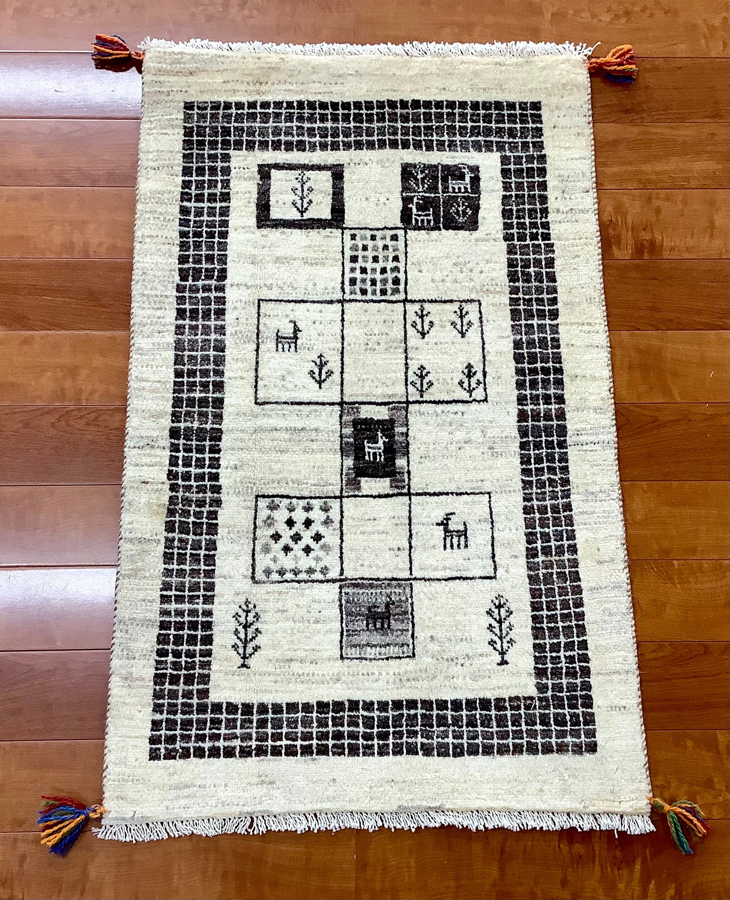 【オンライン限定】カシュクリ 100cm x 63cm RJ8333