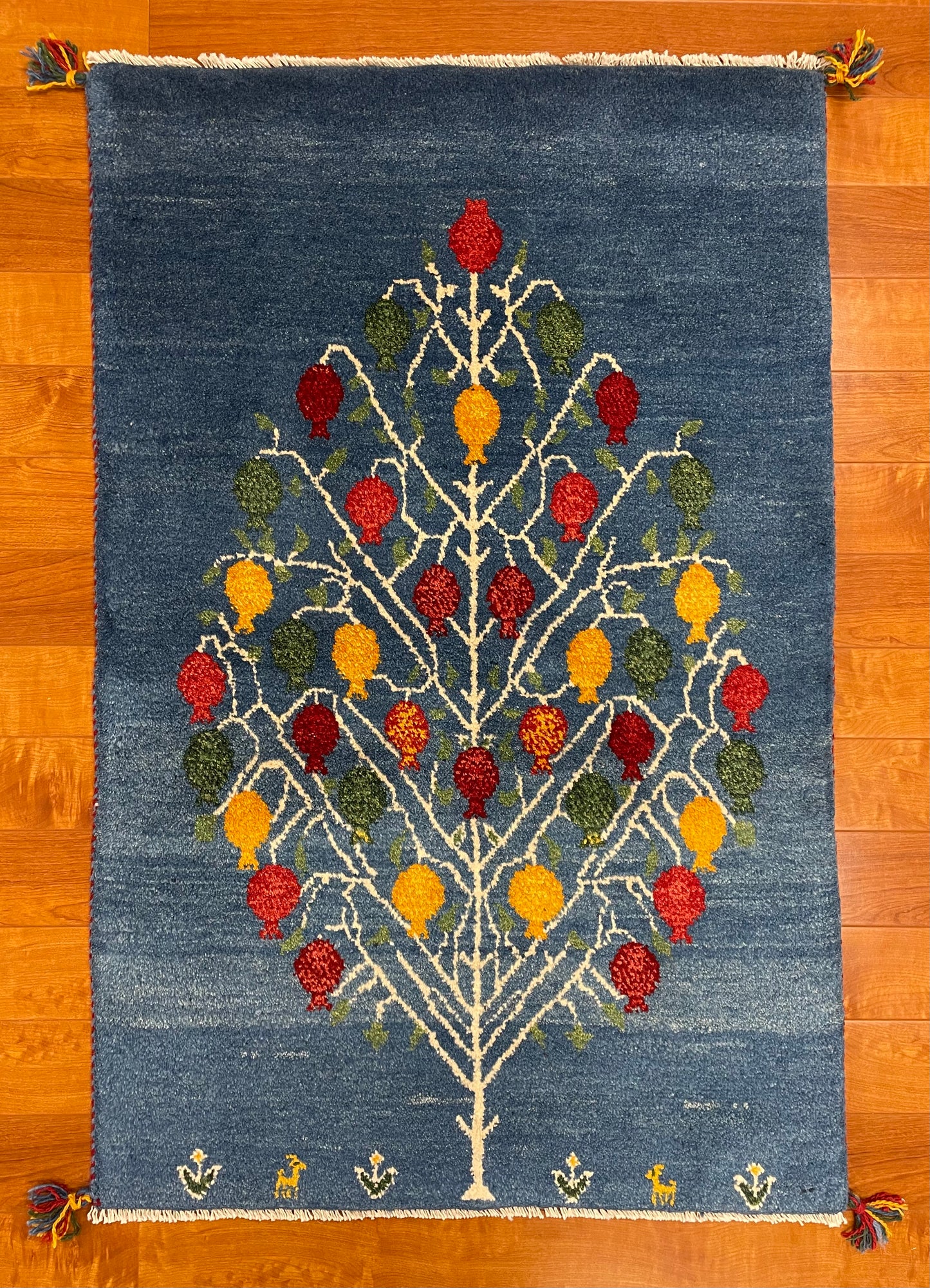 【オンライン限定】ギャッベ 125cm x 83cm RJ12811