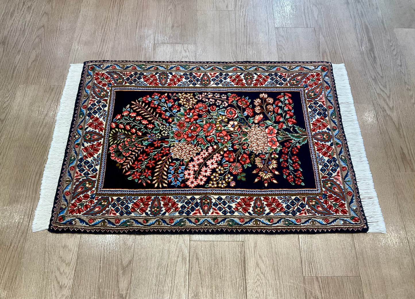 ケルマン 90cm x 63cm PS7152