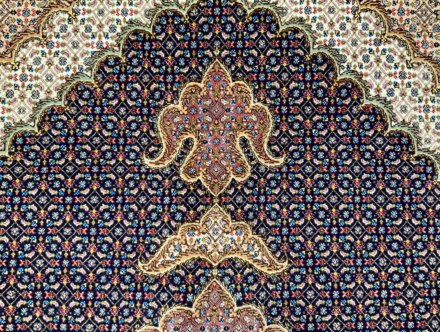 タブリーズ 248cm x 205cm PS7384