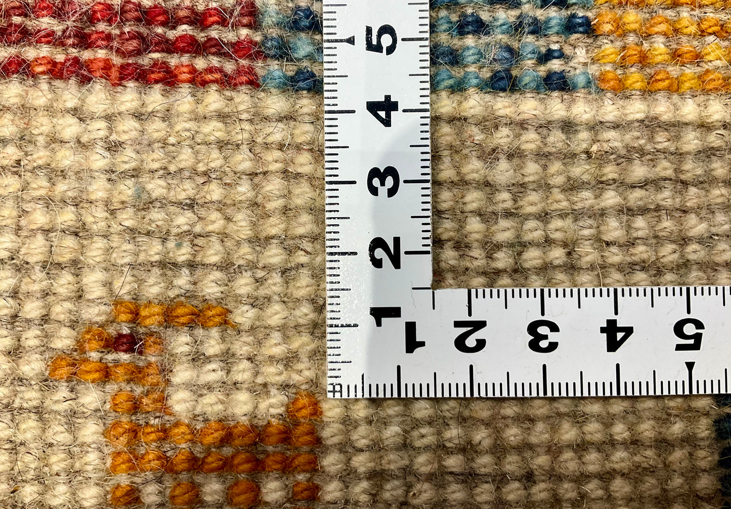 ギャッベ 44cm x 40cm Z1409