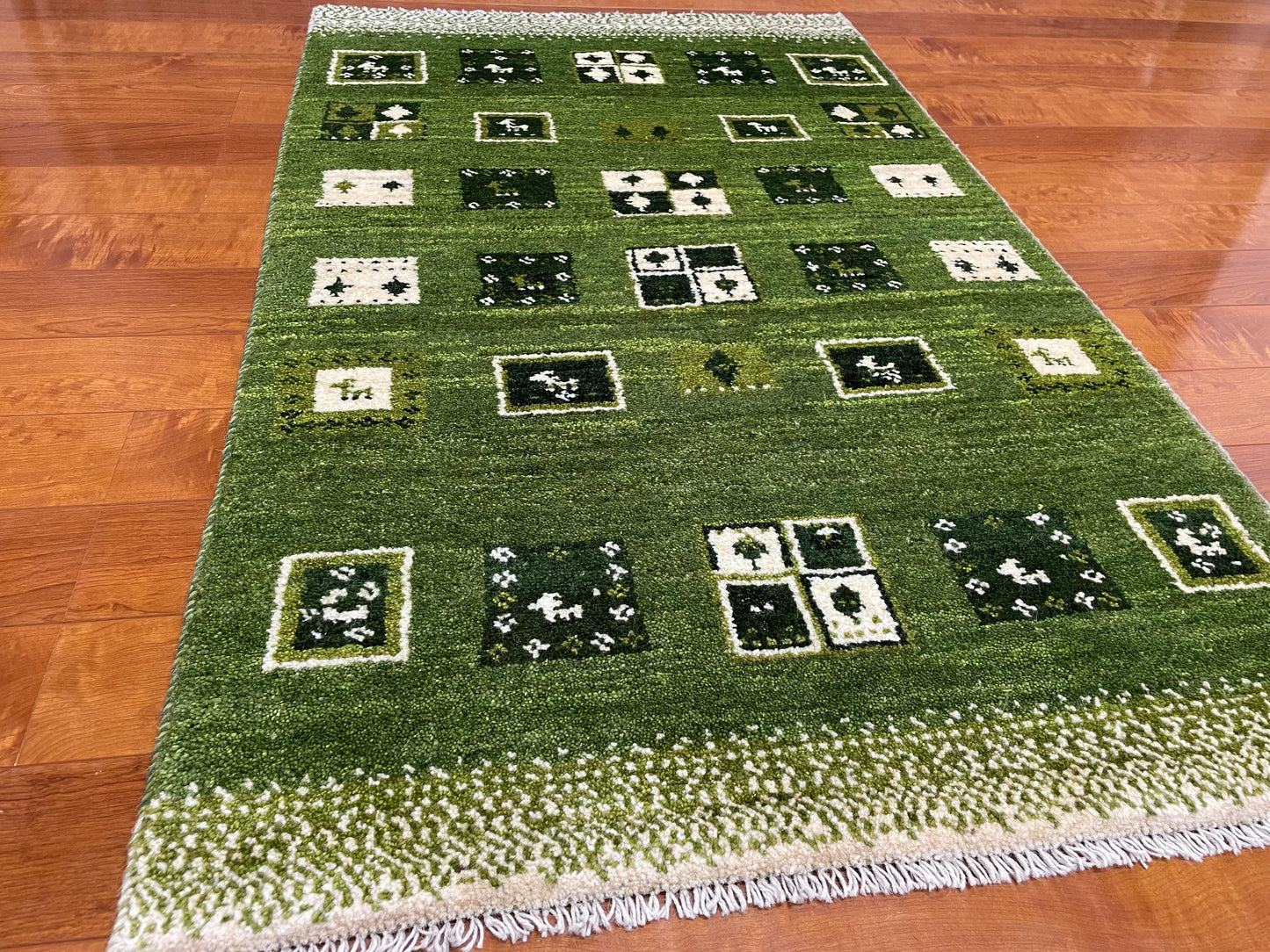 【オンライン限定】ギャッベ アマレバフト 127cm x 78cm BT10230
