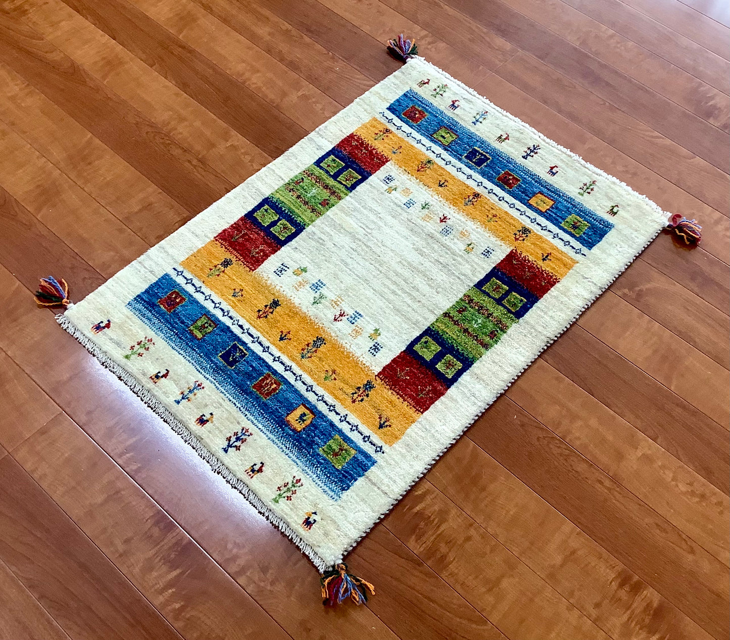 【オンライン限定】カシュクリ 92cm x 63cm RJ6610