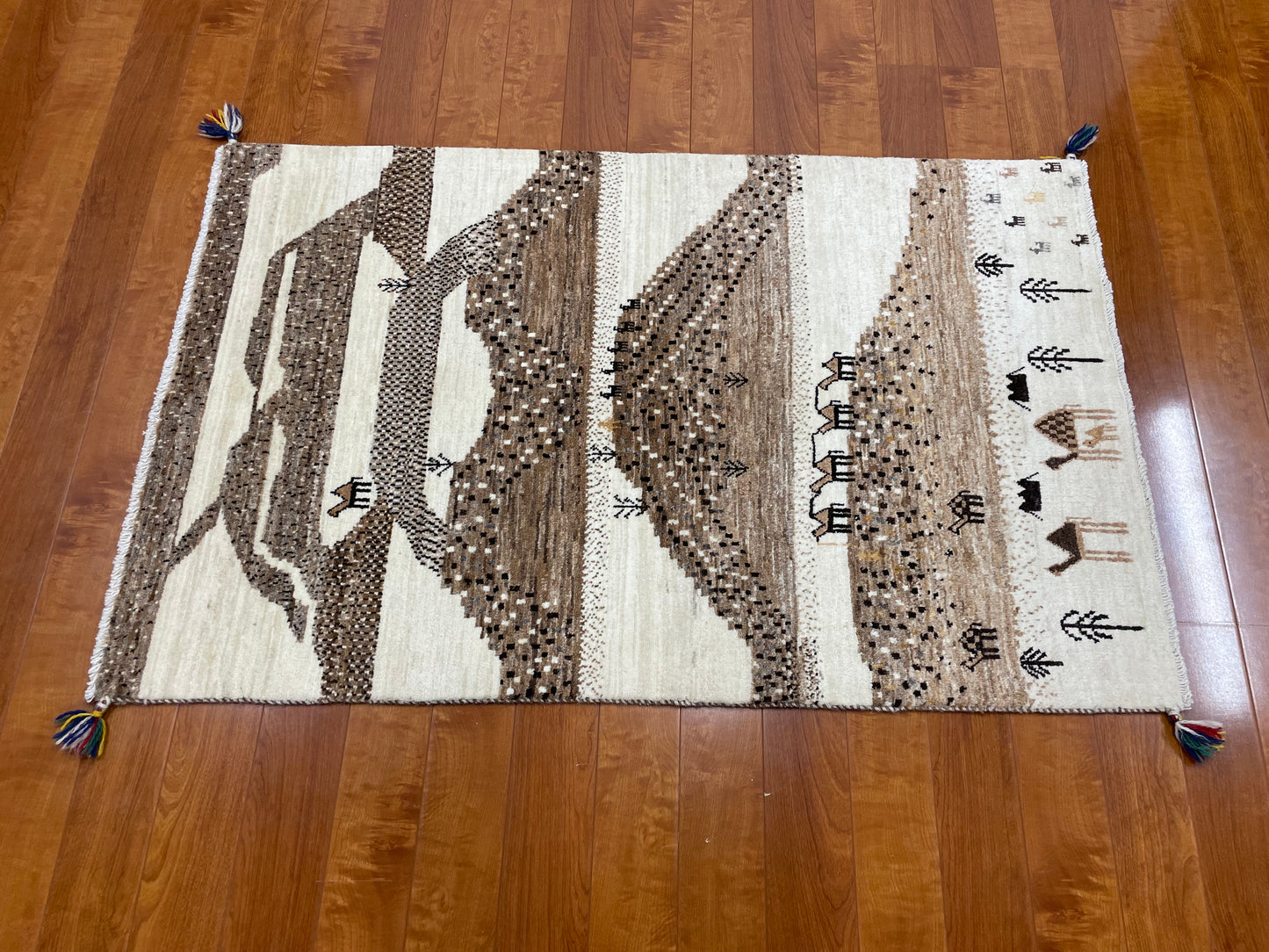 【オンライン限定】カシュクリギャッベ 134cm x 85cm BT12198