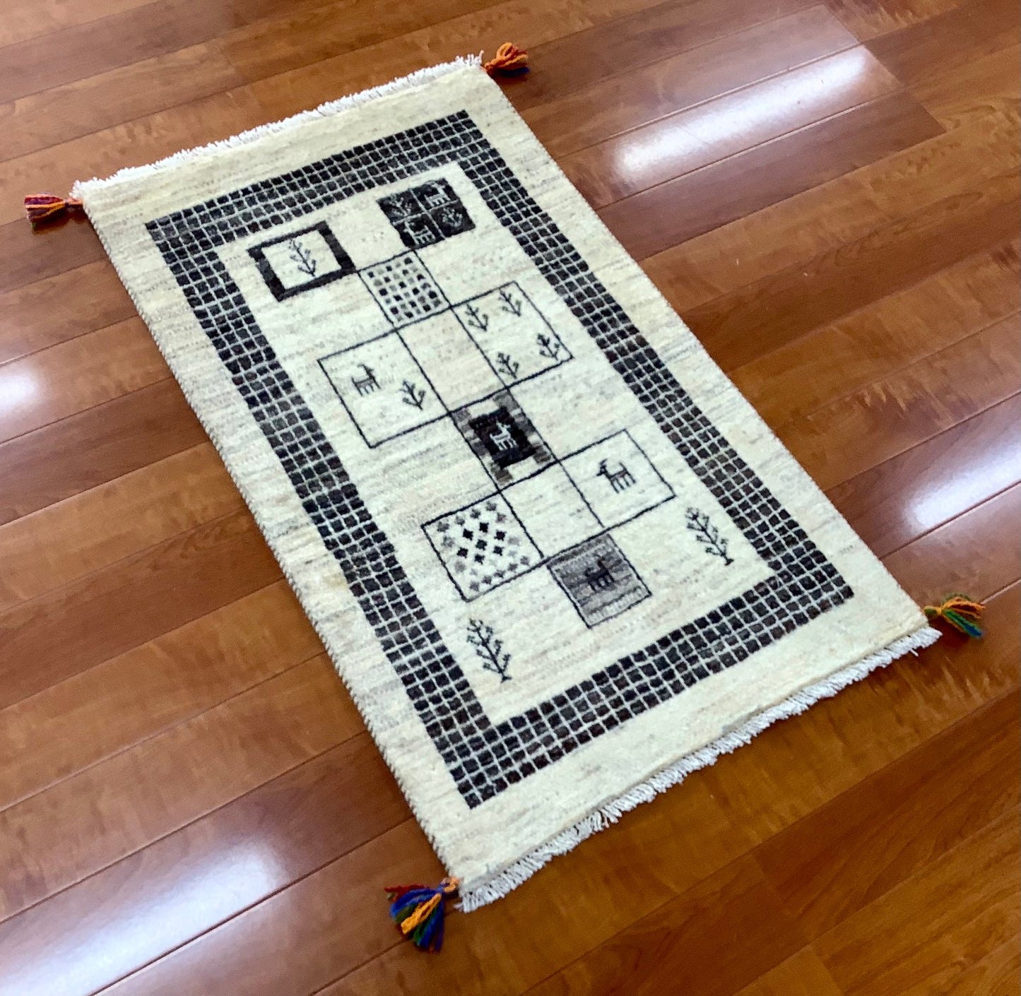 【オンライン限定】カシュクリ 100cm x 63cm RJ8333