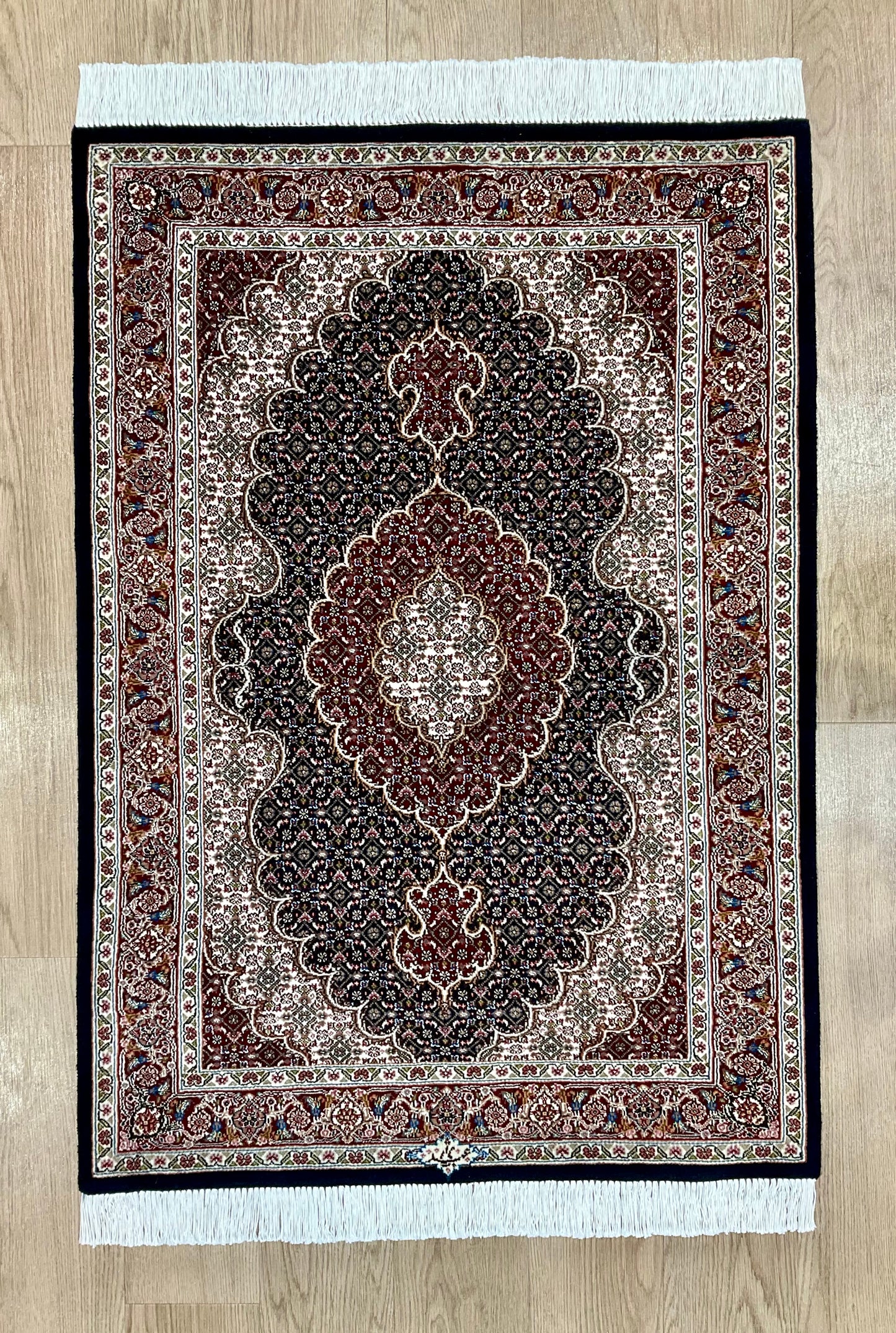 タブリーズ アブドラーヒ工房 120cm x 85cm PS7590