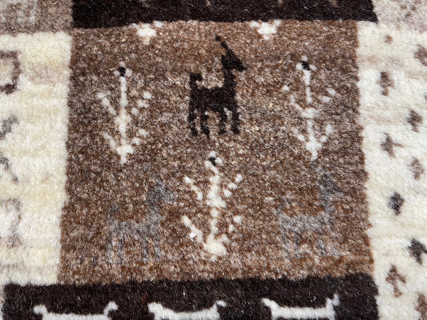 【オンライン限定】カシュクリギャッベ 123cm x 82cm BT13431