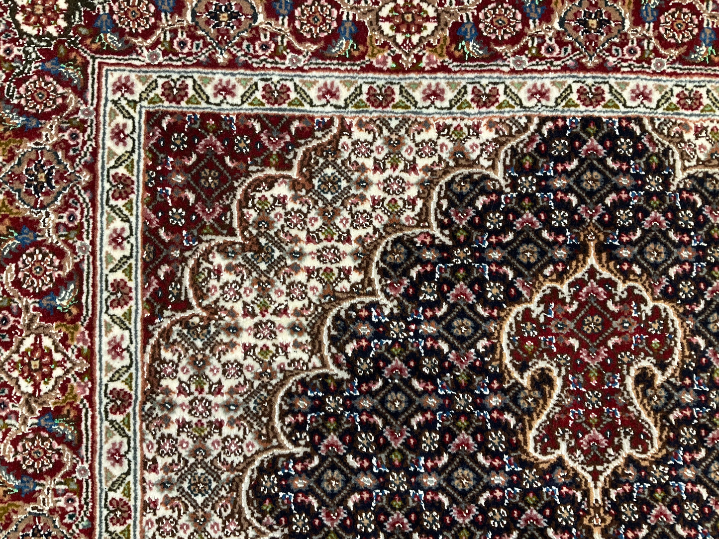 タブリーズ アブドラーヒ工房 120cm x 85cm PS7590