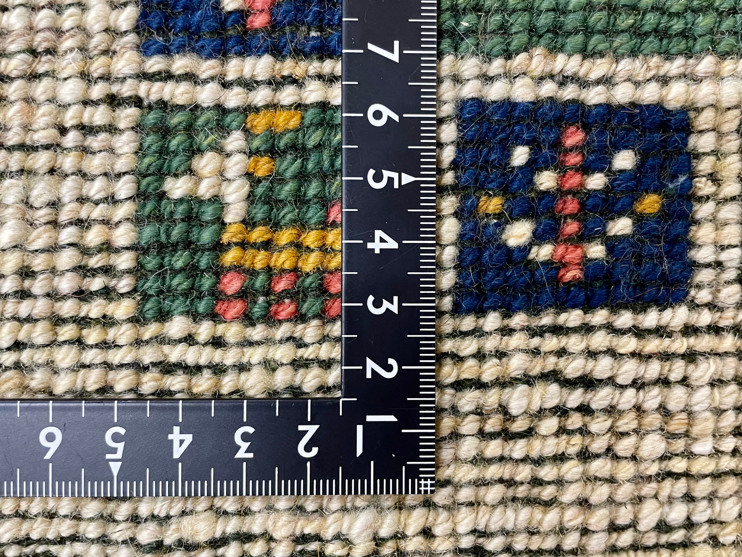 【オンライン限定】ギャッベ 90cm x 60cm RJ3563