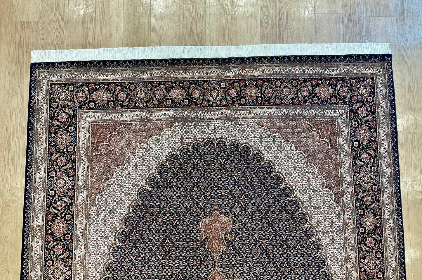 タブリーズ アブドラーヒ工房 300cm x 207cm NT5652