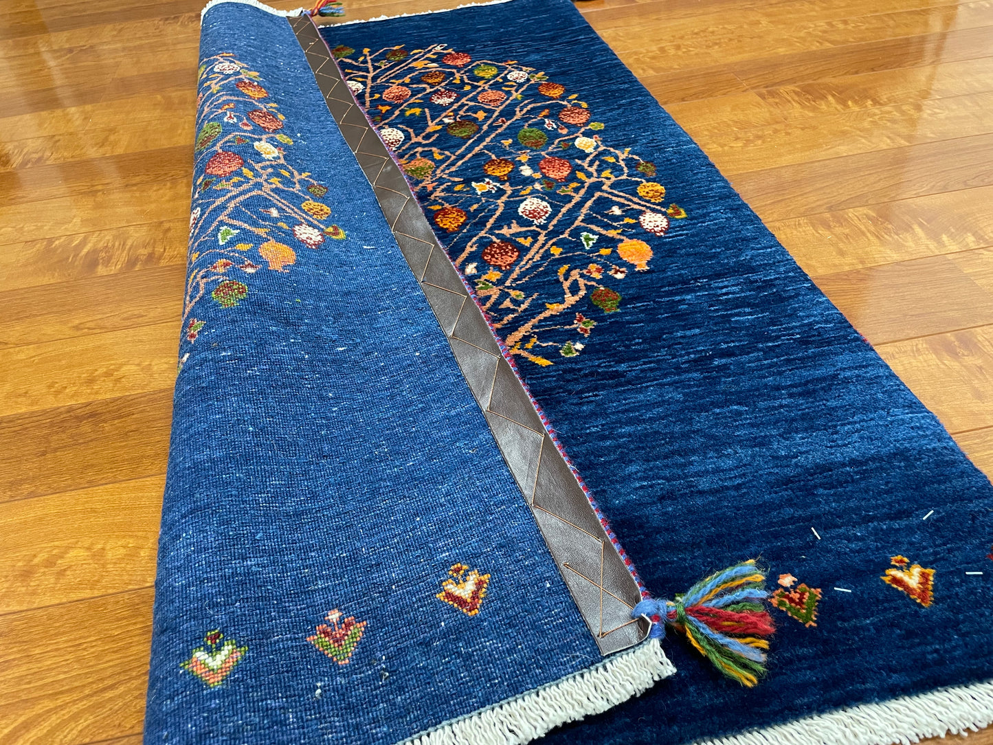 【オンライン限定】カシュクリギャッベ 128cm x 84cm RJ7685
