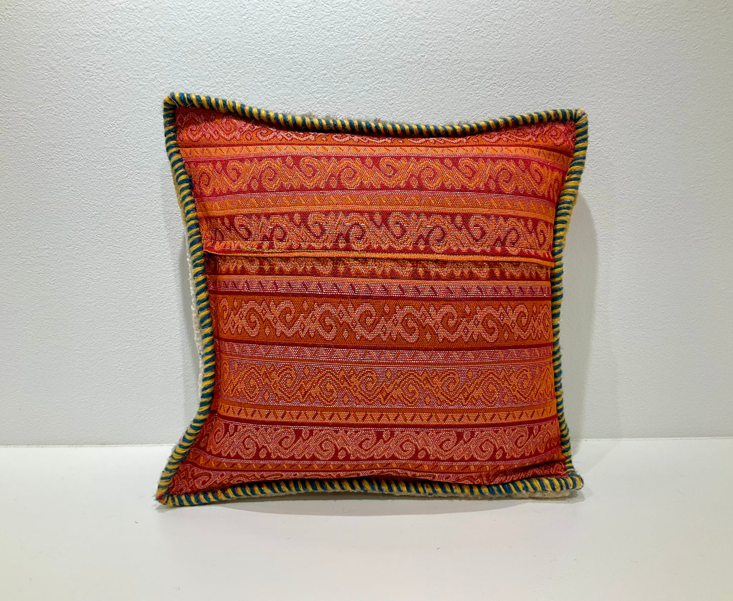 ギャッベクッション 40cm x 40cm AJ14480