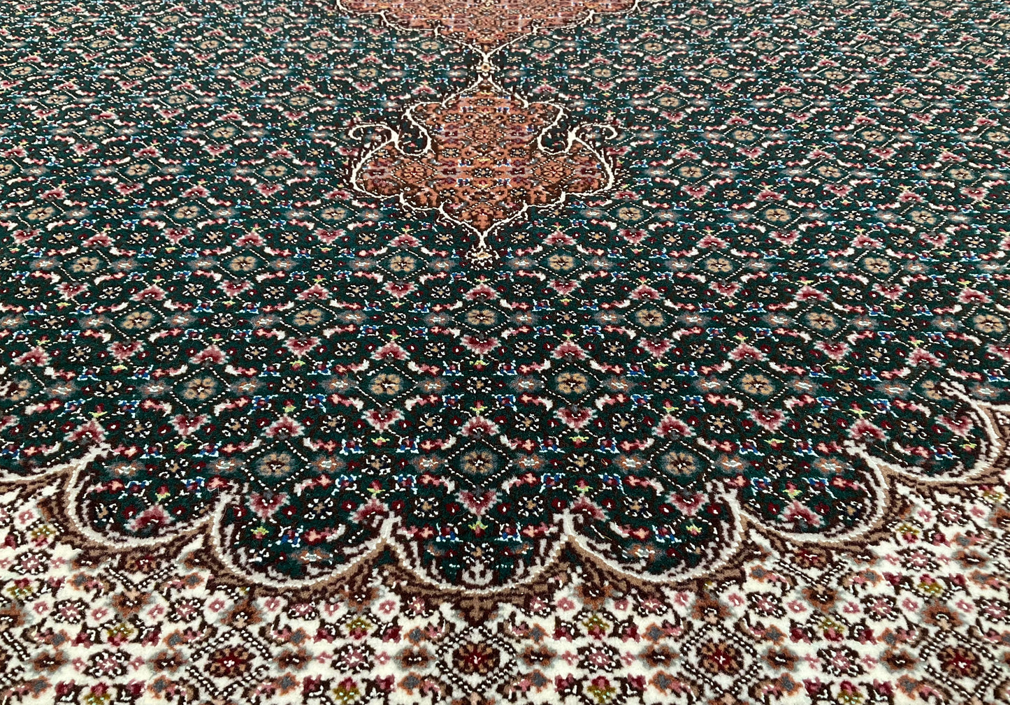 タブリーズ アブドラーヒ工房 200cm x 155cm PS7594
