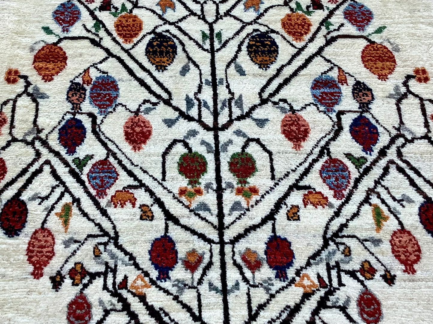 【オンライン限定】カシュクリ 94cm x 64cm RJ7670