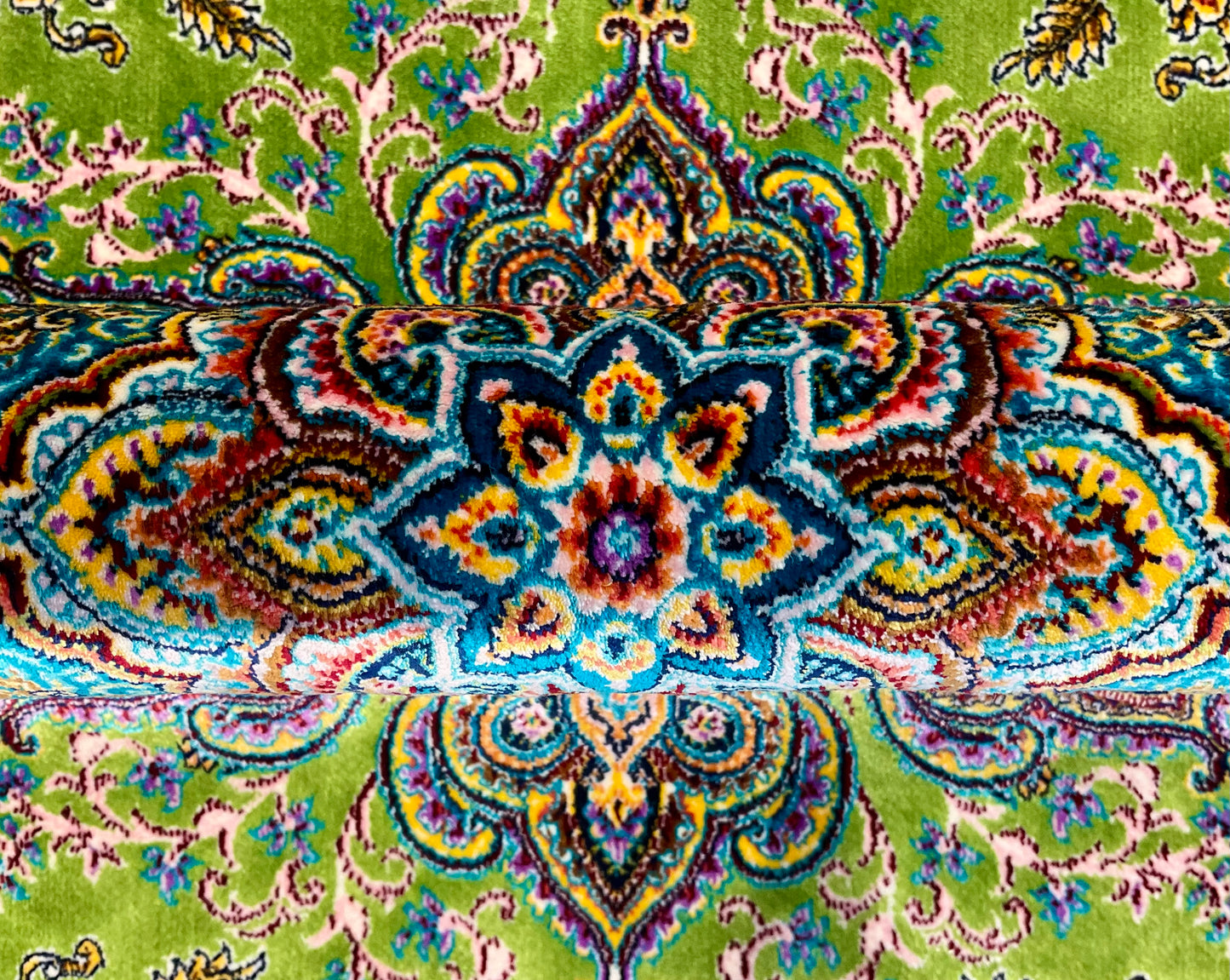 ペルシャンシルク 120cm x 80cm PS10693