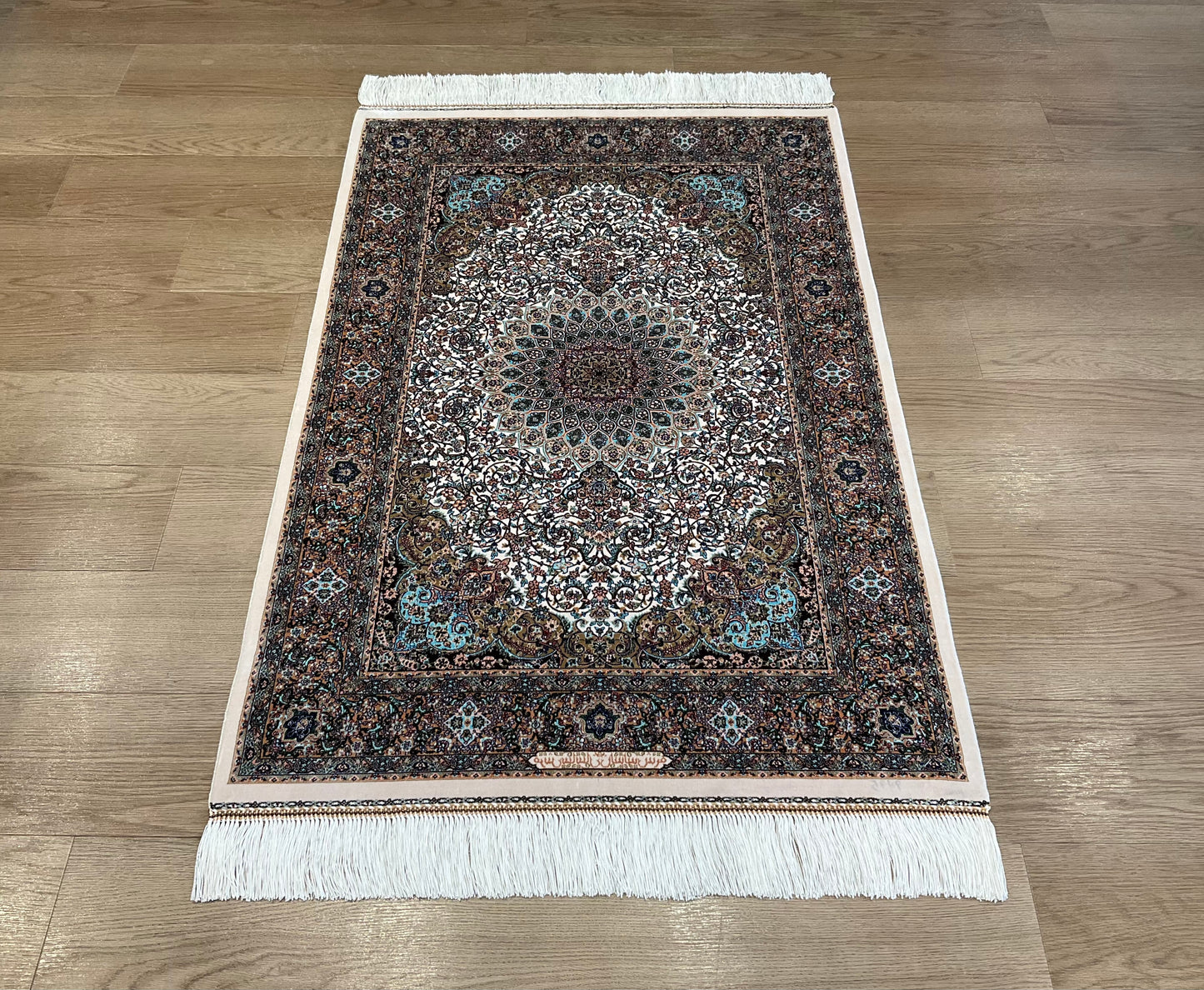 ペルシャンシルク 120cm x 80cm PS9644