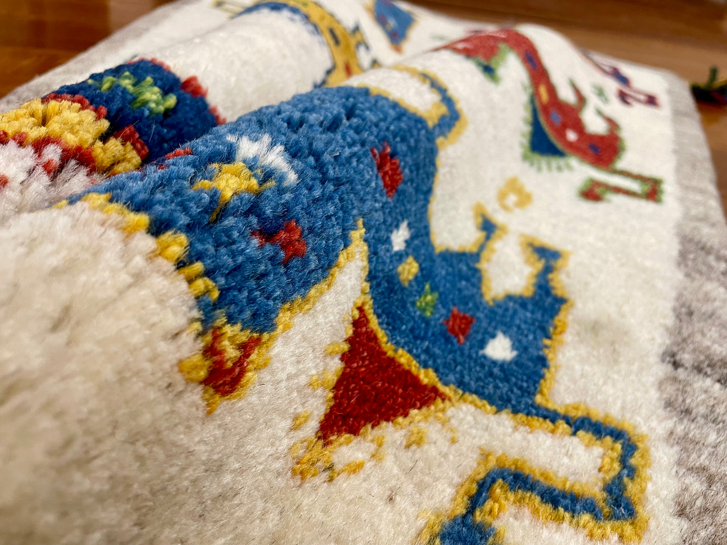 【オンライン限定】ギャッベ 88cm x 60cm RJ13709