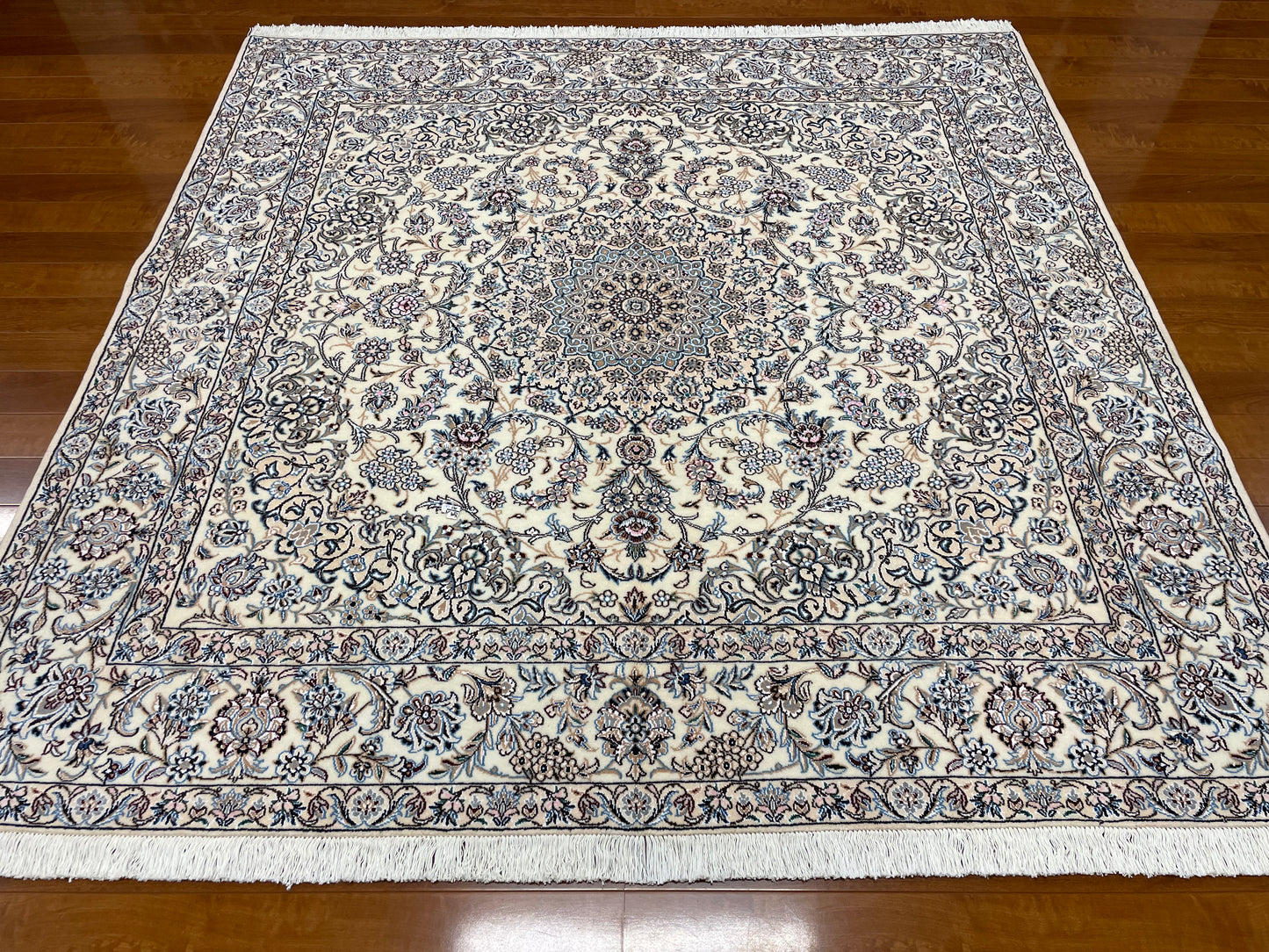 【オンライン限定】ナイン 204cm x 204cm PS6970
