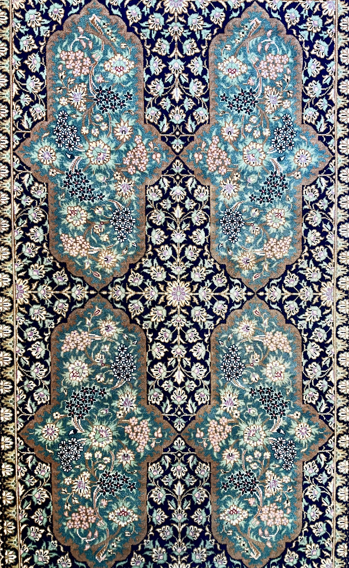 クム エリヤシー工房 90cm x 60cm A11051