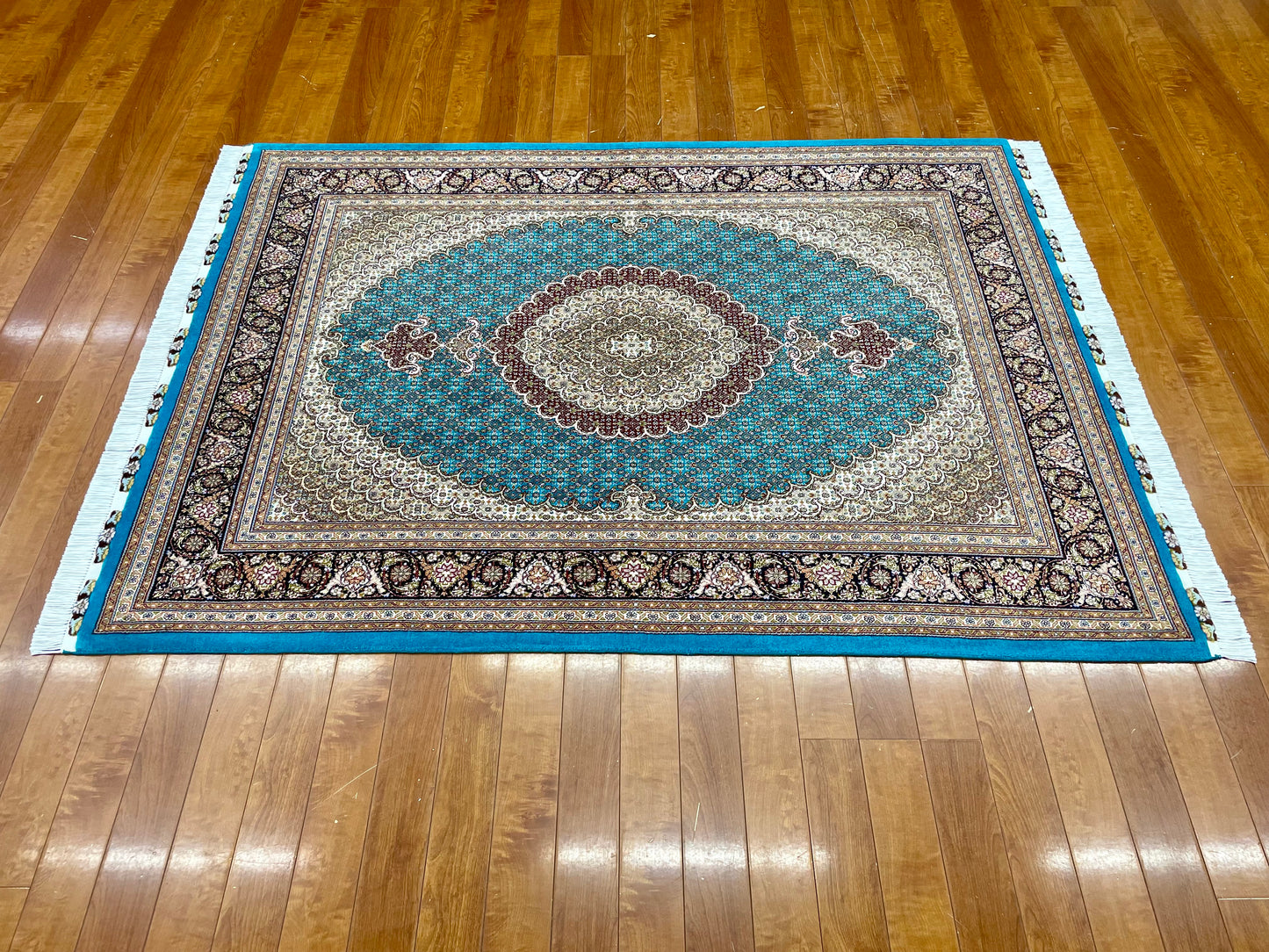 【オンライン限定】タブリーズ 203cm x 153cm PS137