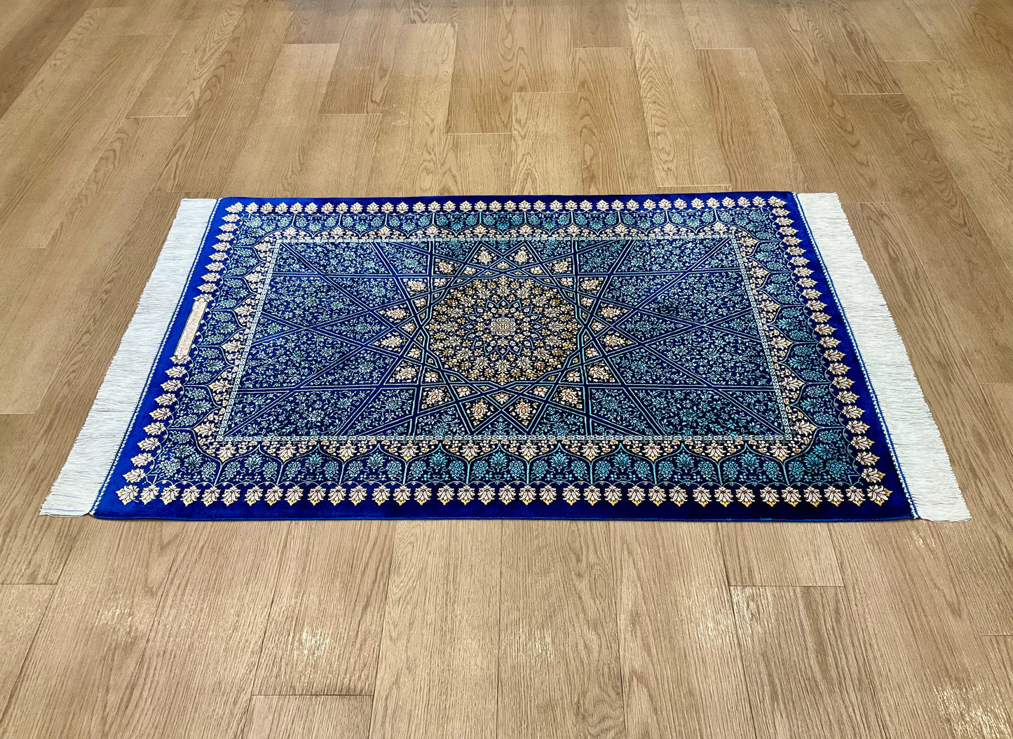 ペルシャンシルク 120cm x 80cm PS10682