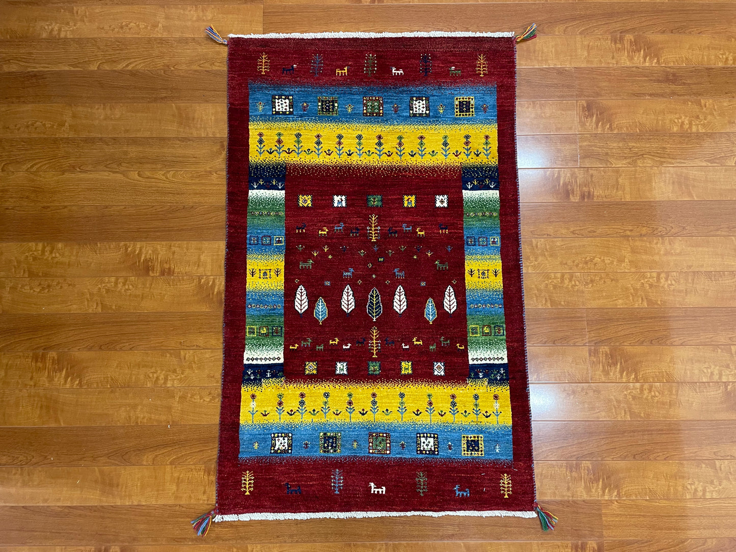 【オンライン限定】カシュクリギャッベ 135cm x 84cm RJ13345
