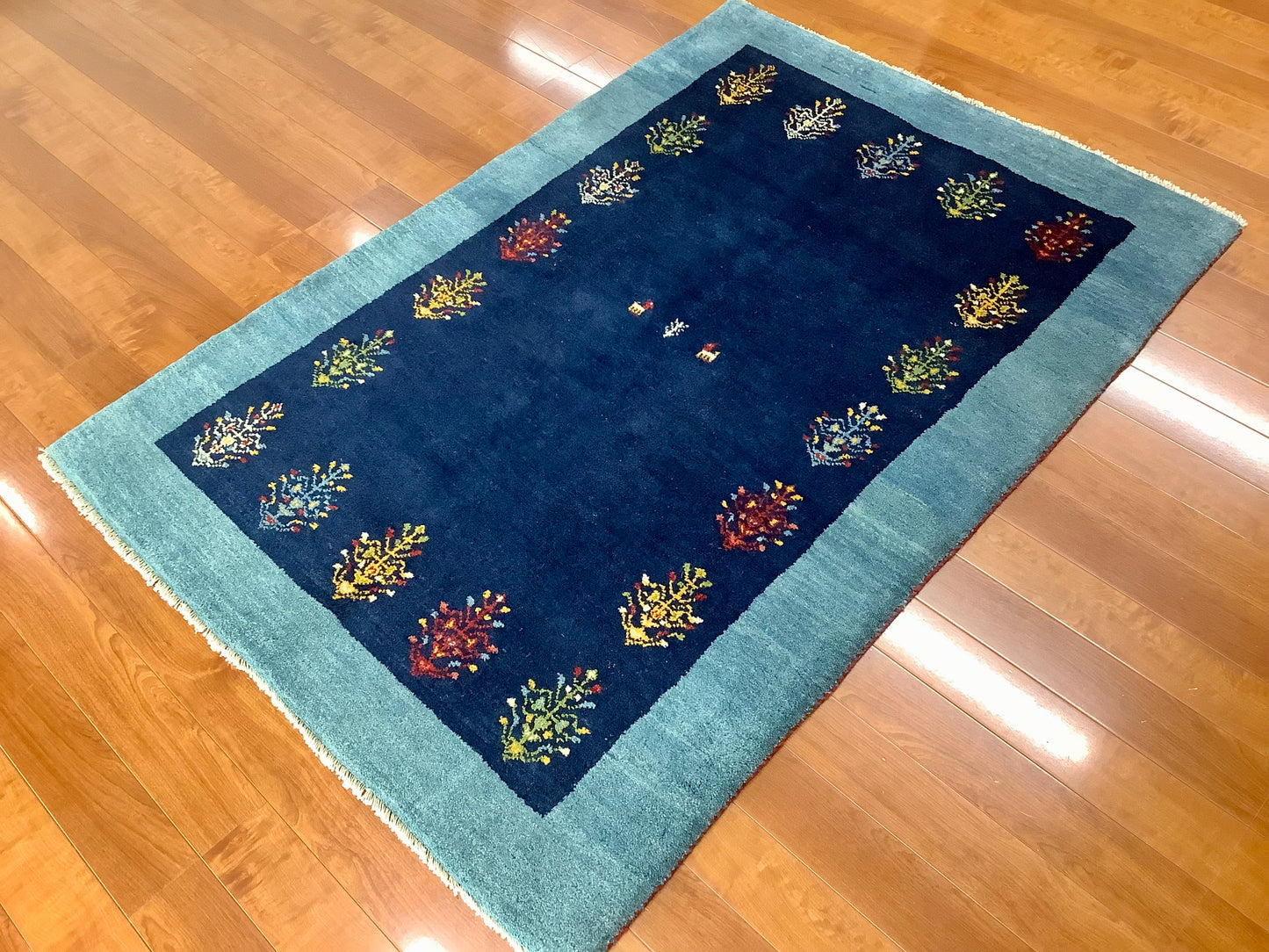 【オンライン限定】ギャッベ 177cm x 120cm RJ13102