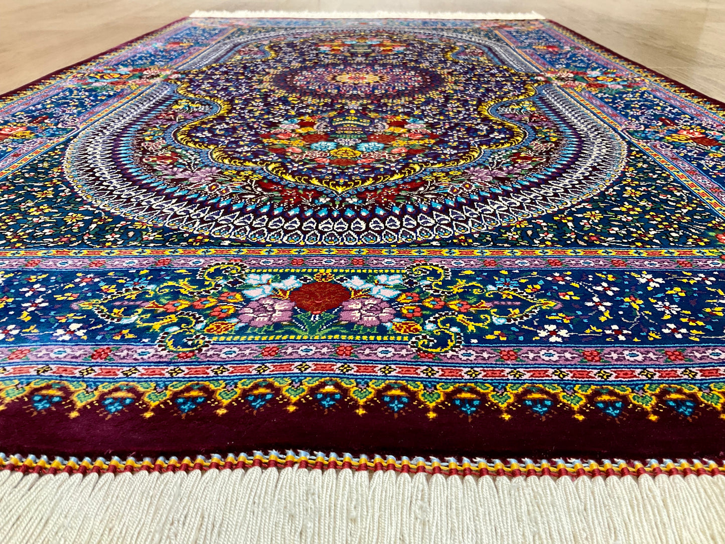 クム サフィザーデ工房 122m x 77cm PS647