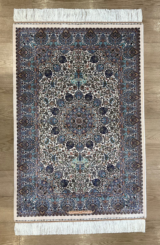 ペルシャンシルク 120cm x 80cm PS10168