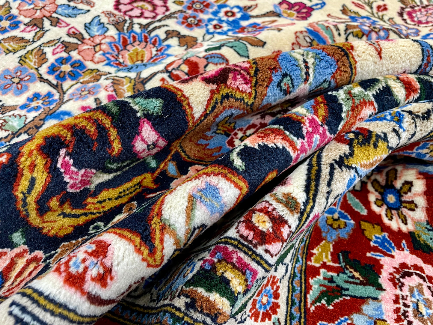 【オンライン限定】サルーク 300cm x 200cm NT11515