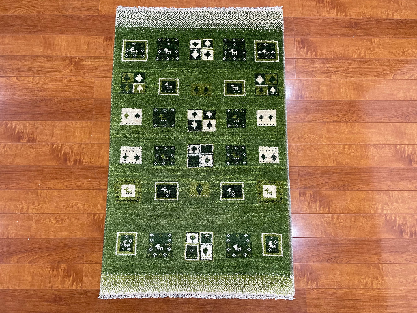 【オンライン限定】ギャッベ アマレバフト 127cm x 78cm BT10230