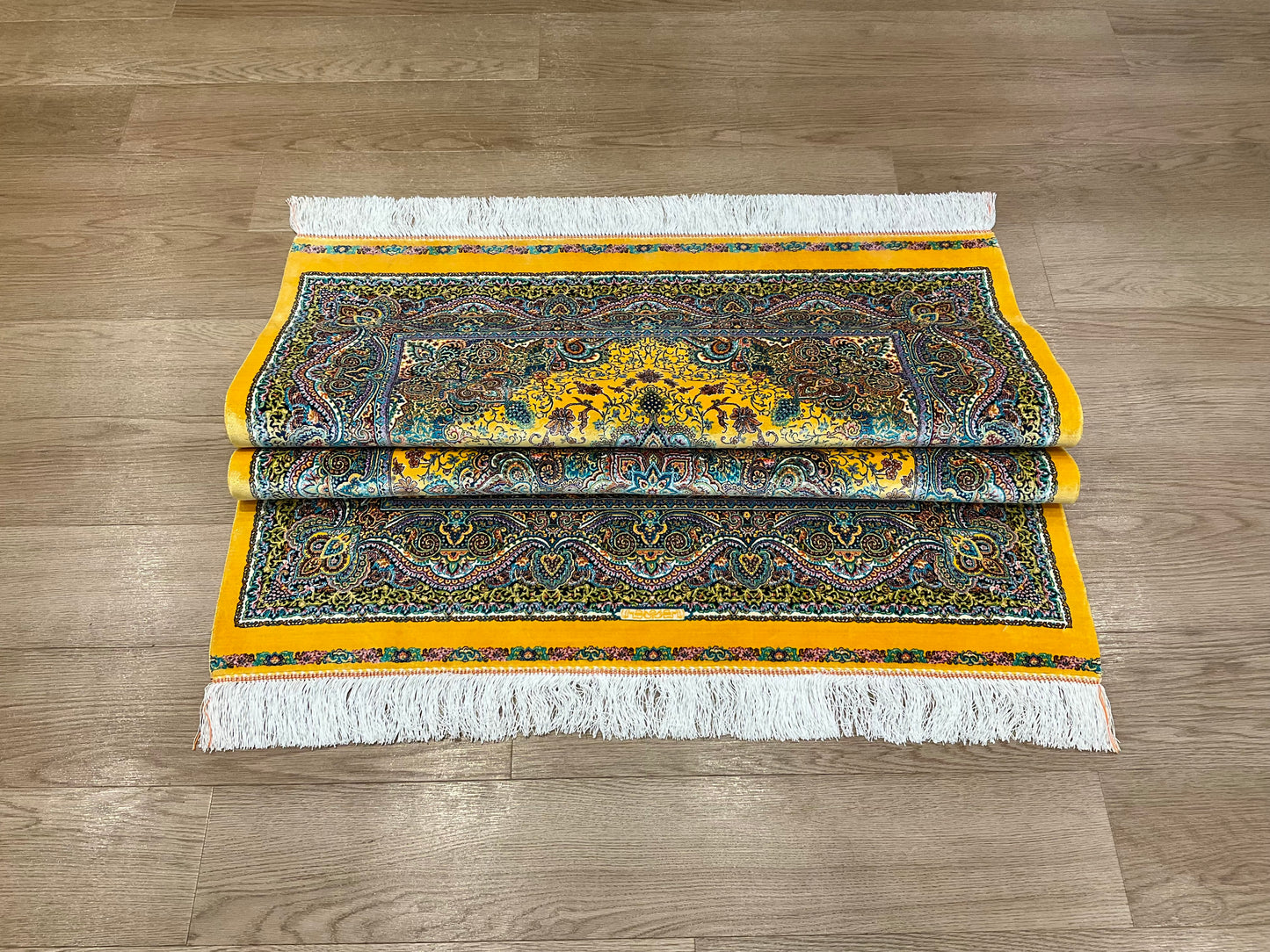 ペルシャンシルク 120cm x 80cm PS11024