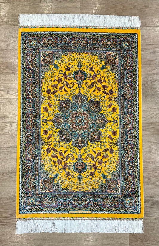 ペルシャンシルク 120cm x 80cm PS10689