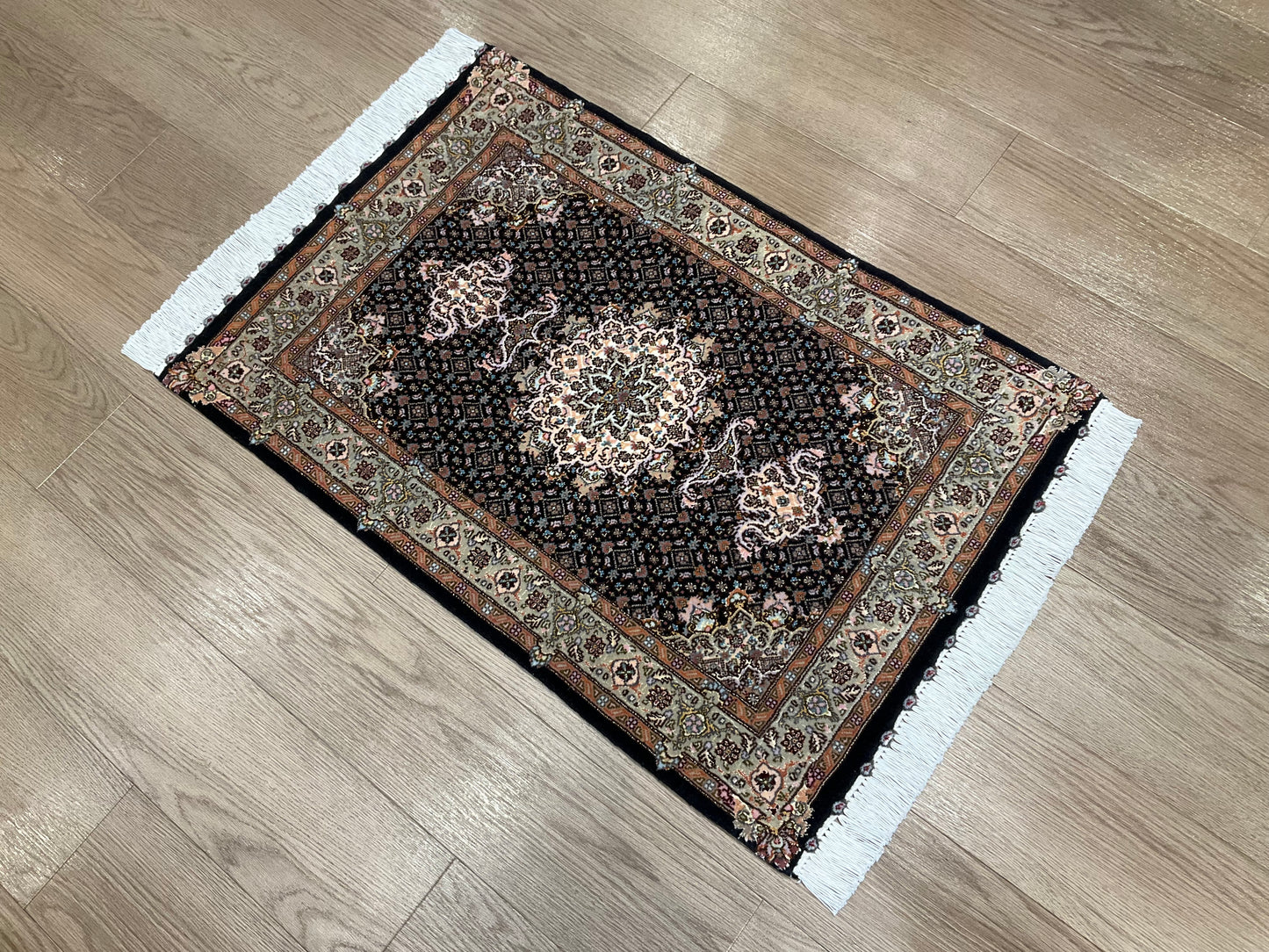 タブリーズ 工房 93cm x 62cm PS7986