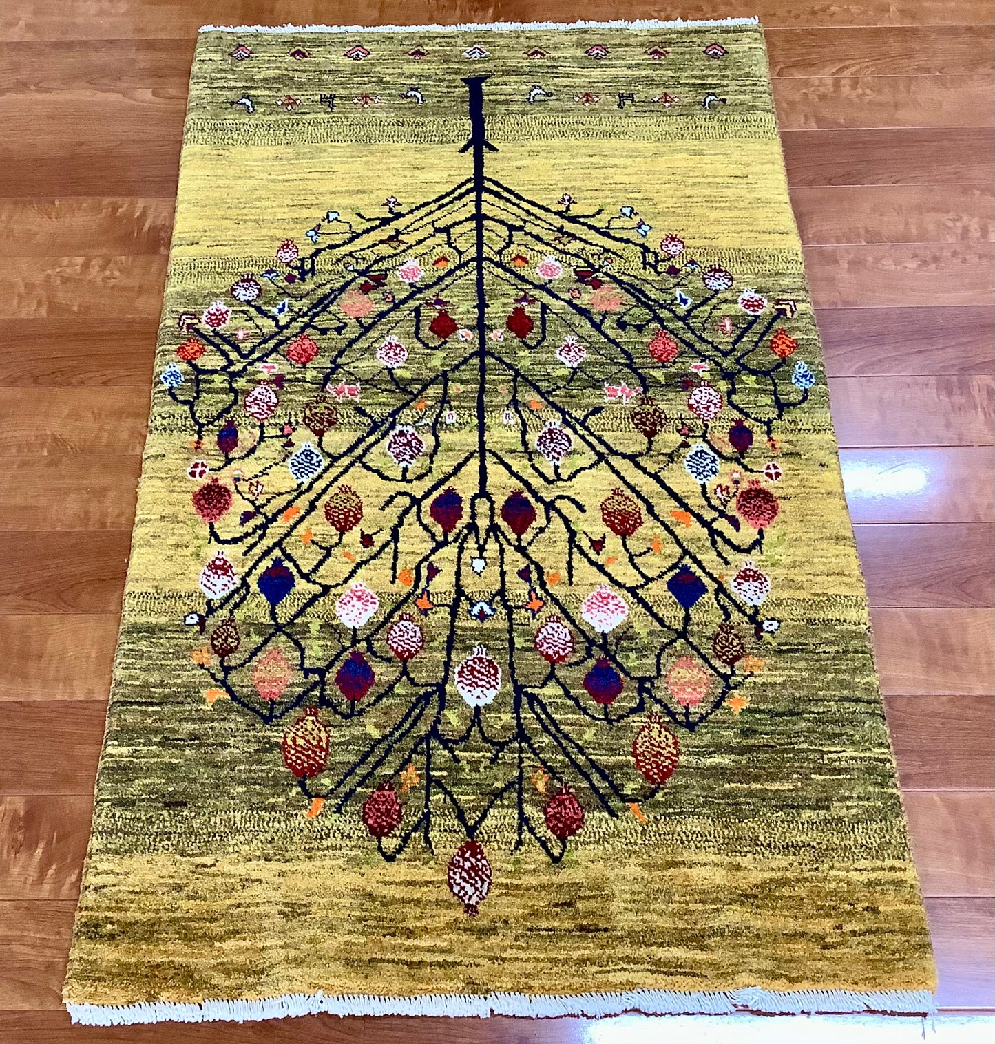 【オンライン限定】カシュクリ 130cm x 80cm RJ10943