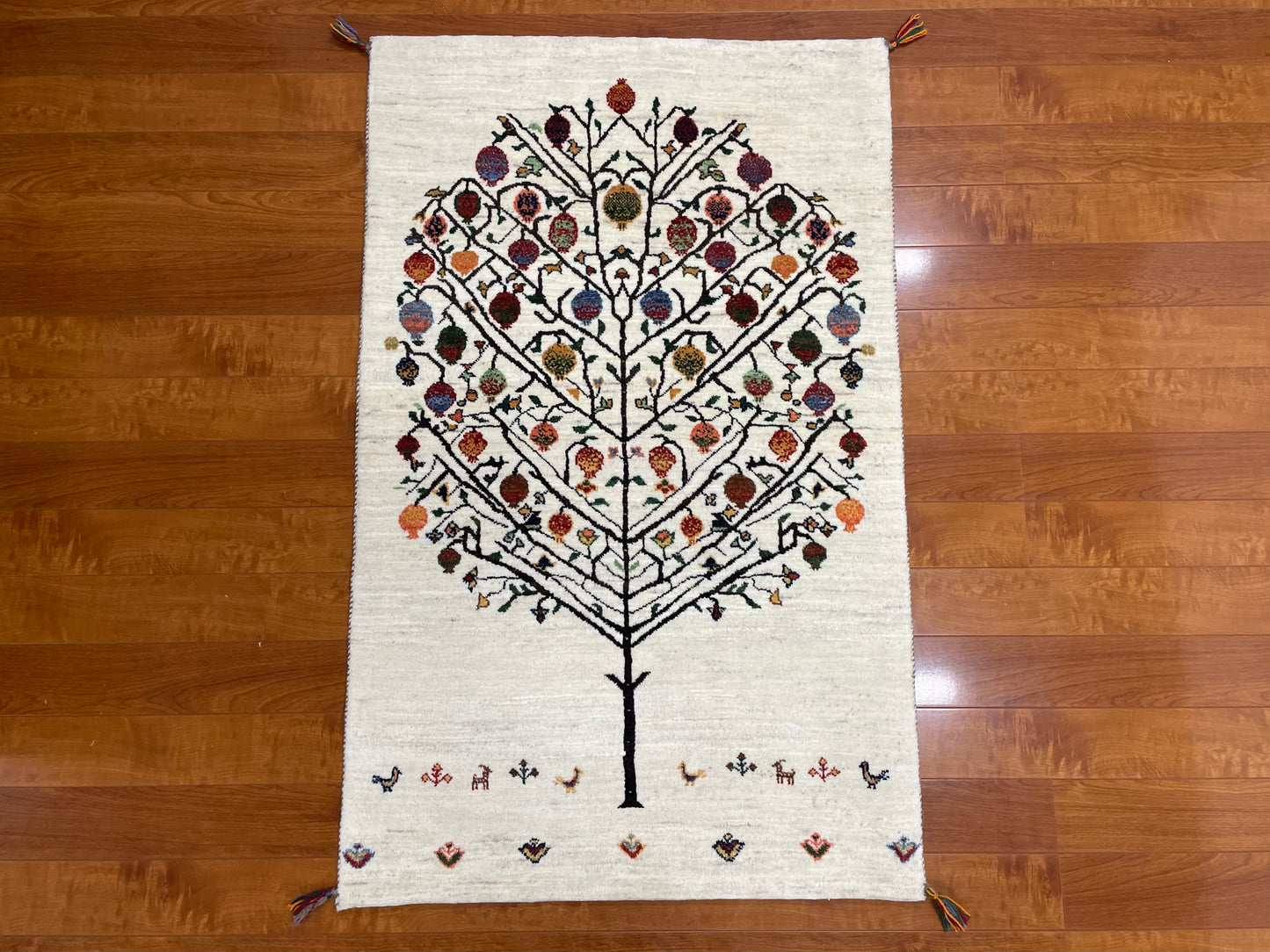 【オンライン限定】カシュクリギャッベ 132cm x 83cm RJ13312