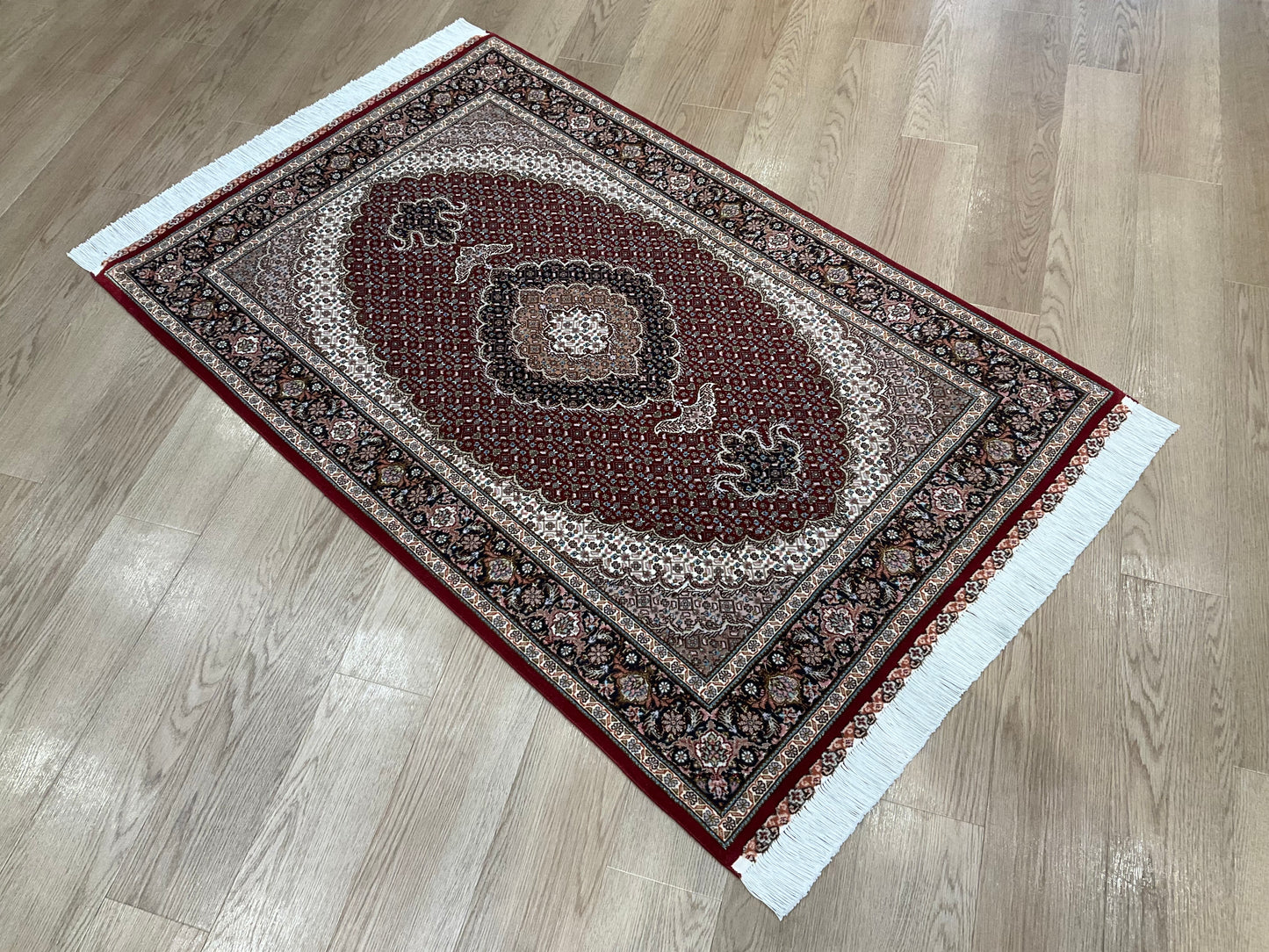 タブリーズ 157cm x 100cm PS6943