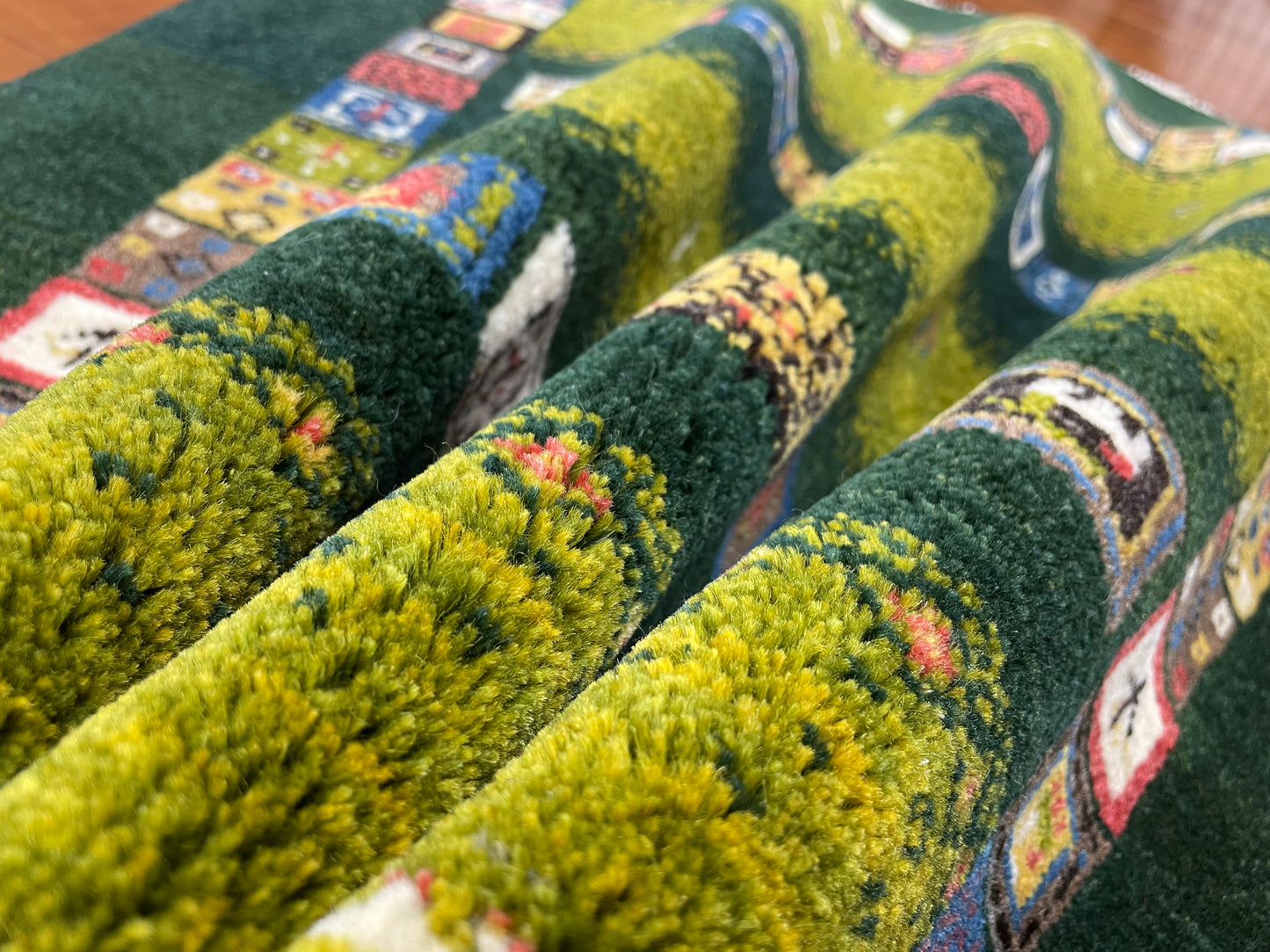 【オンライン限定】カシュクリギャッベ 108cm x 82cm RD12426
