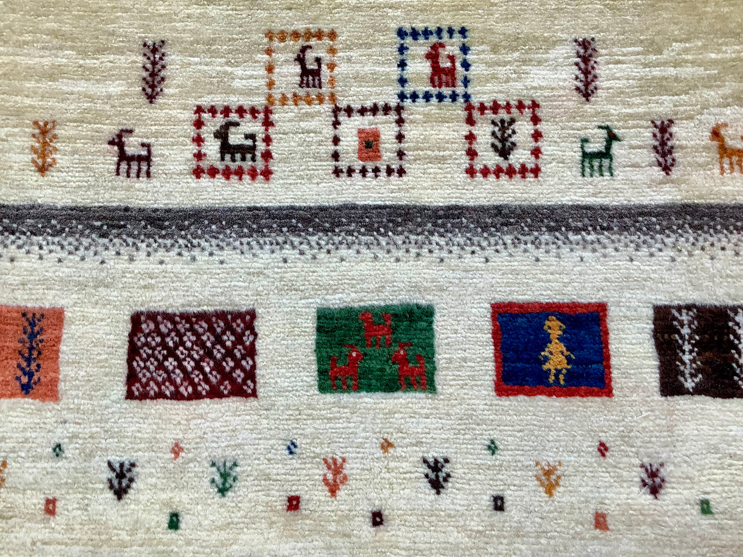 【オンライン限定】カシュクリ 87cm x 63cm RJ5632