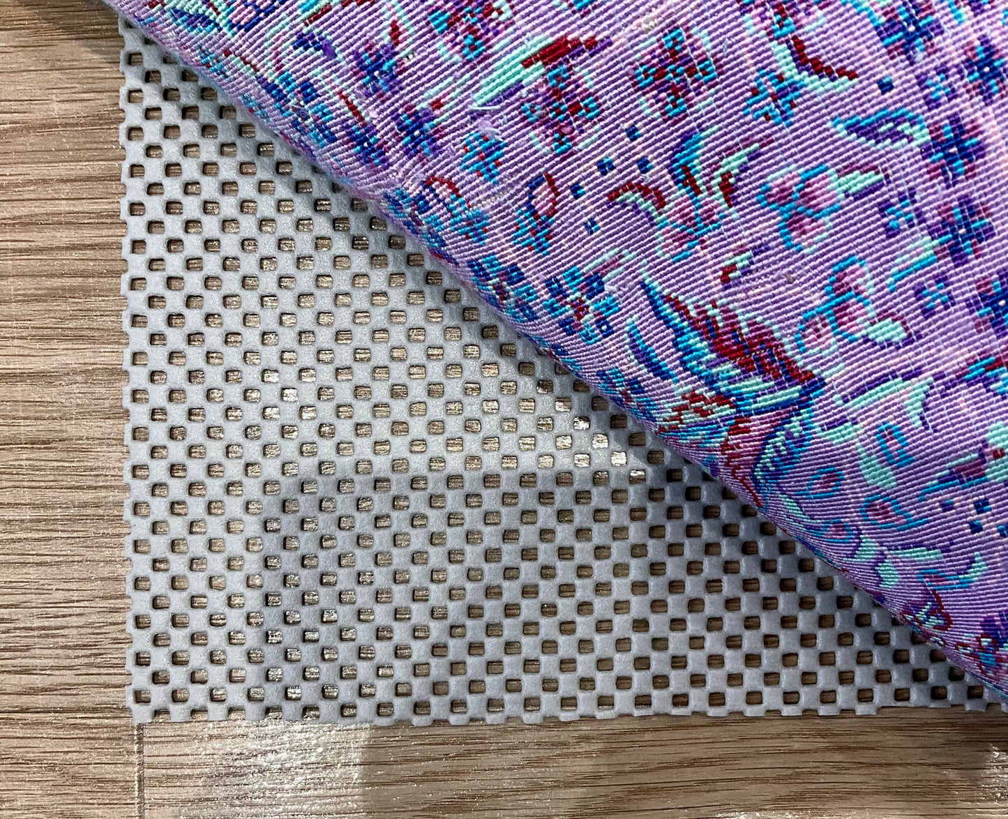 クム バハラミ工房 117cm x 82cm(楕円形) PS9357