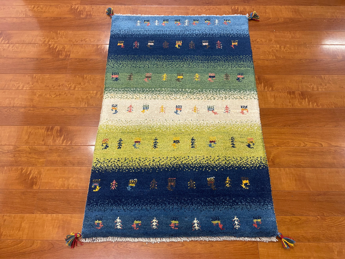 【オンライン限定】ギャッベ 133cm x 80cm RJ11186