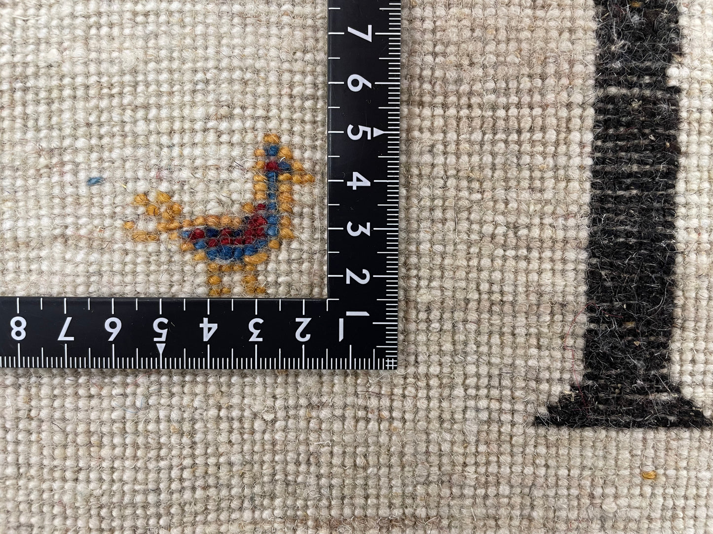 【オンライン限定】カシュクリギャッベ 132cm x 83cm RJ13312