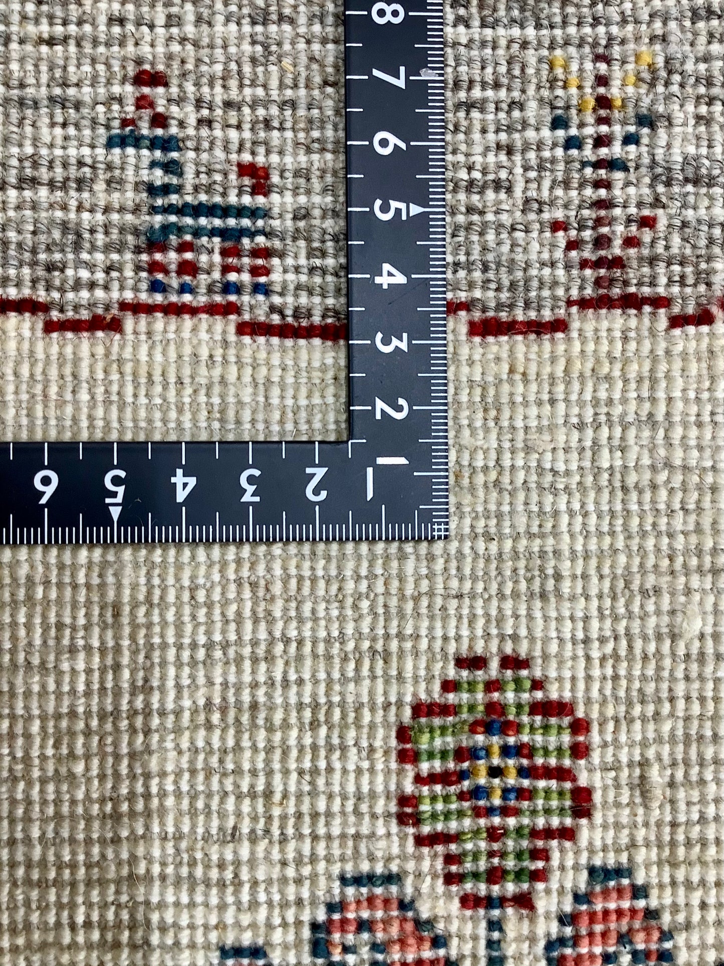 【オンライン限定】カシュクリギャッベ 126cm x 84cm RJ3704