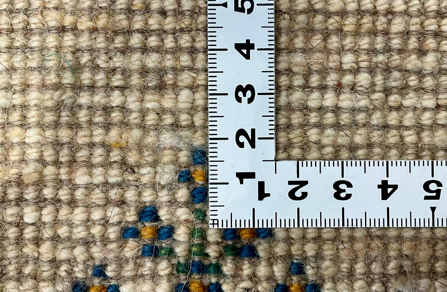 ギャッベ 45cm x 43cm Z210